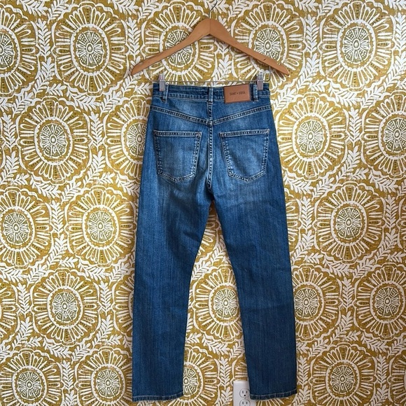 NWT SAINT + SOFIA Emma High Rise Straight Leg Jeans in Mid Blue size 4 (26”) - Picture 10 of 15